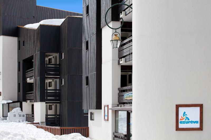 Azureva Les Menuires Aparthotel แซ็ง-มาร์แต็ง-เดอ-แบลวีย์ ภายนอก รูปภาพ