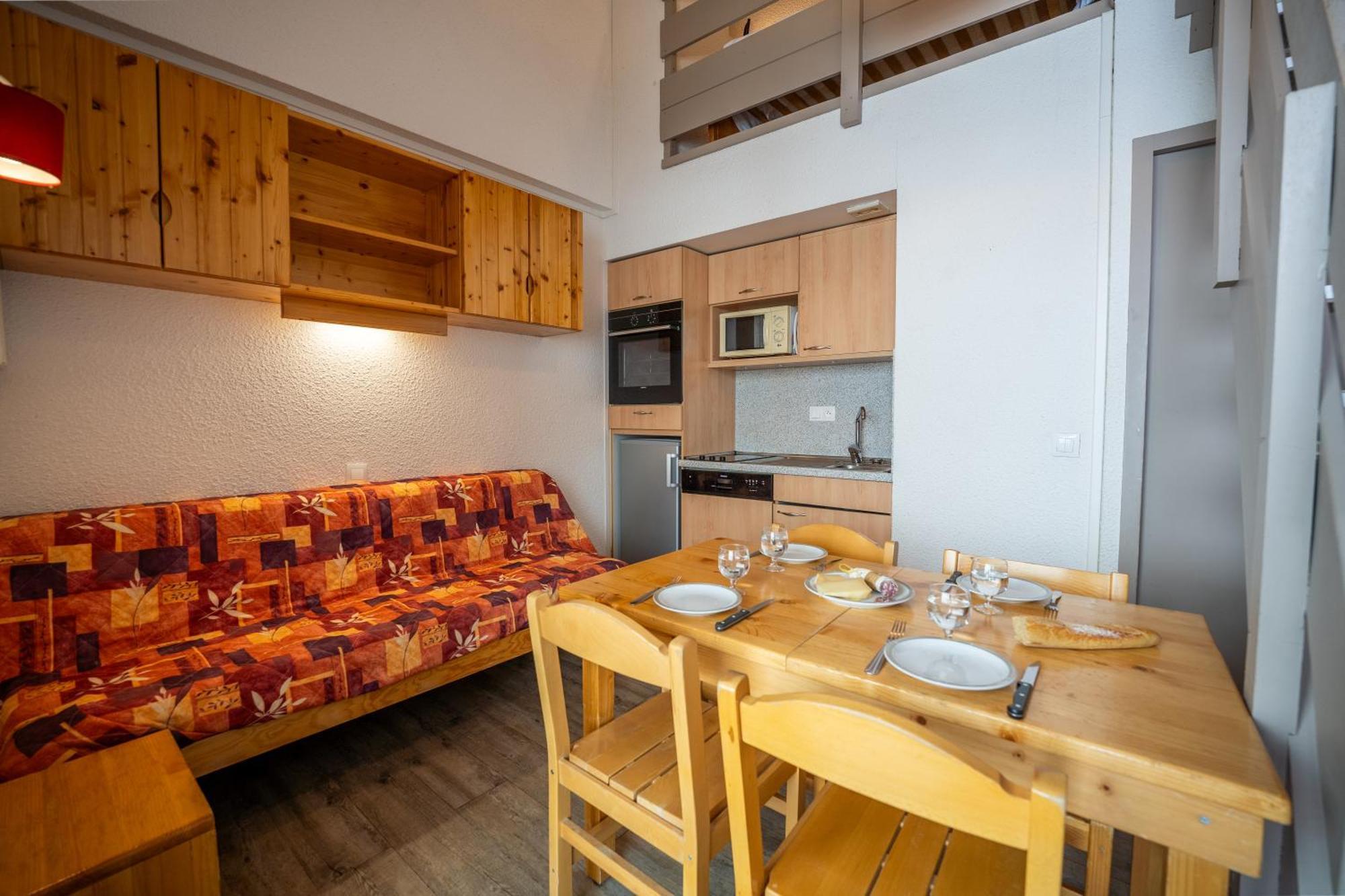 Azureva Les Menuires Aparthotel แซ็ง-มาร์แต็ง-เดอ-แบลวีย์ ภายนอก รูปภาพ
