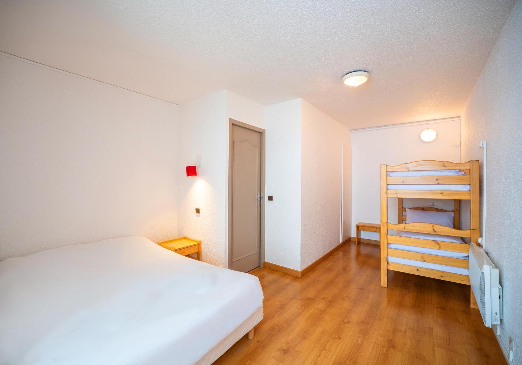 Azureva Les Menuires Aparthotel แซ็ง-มาร์แต็ง-เดอ-แบลวีย์ ภายนอก รูปภาพ