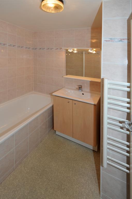 Azureva Les Menuires Aparthotel แซ็ง-มาร์แต็ง-เดอ-แบลวีย์ ภายนอก รูปภาพ